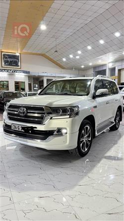 تويوتا لاندكروزر